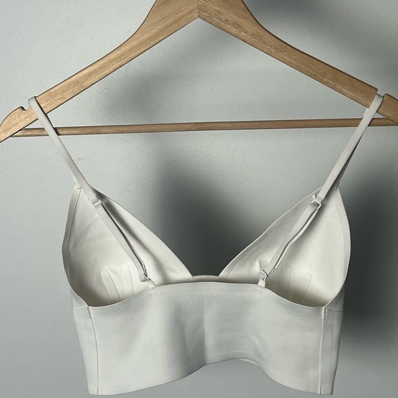 Free People White Bra with Adjustable Straps and Sweetheart Neckline - Picture 4 of 4